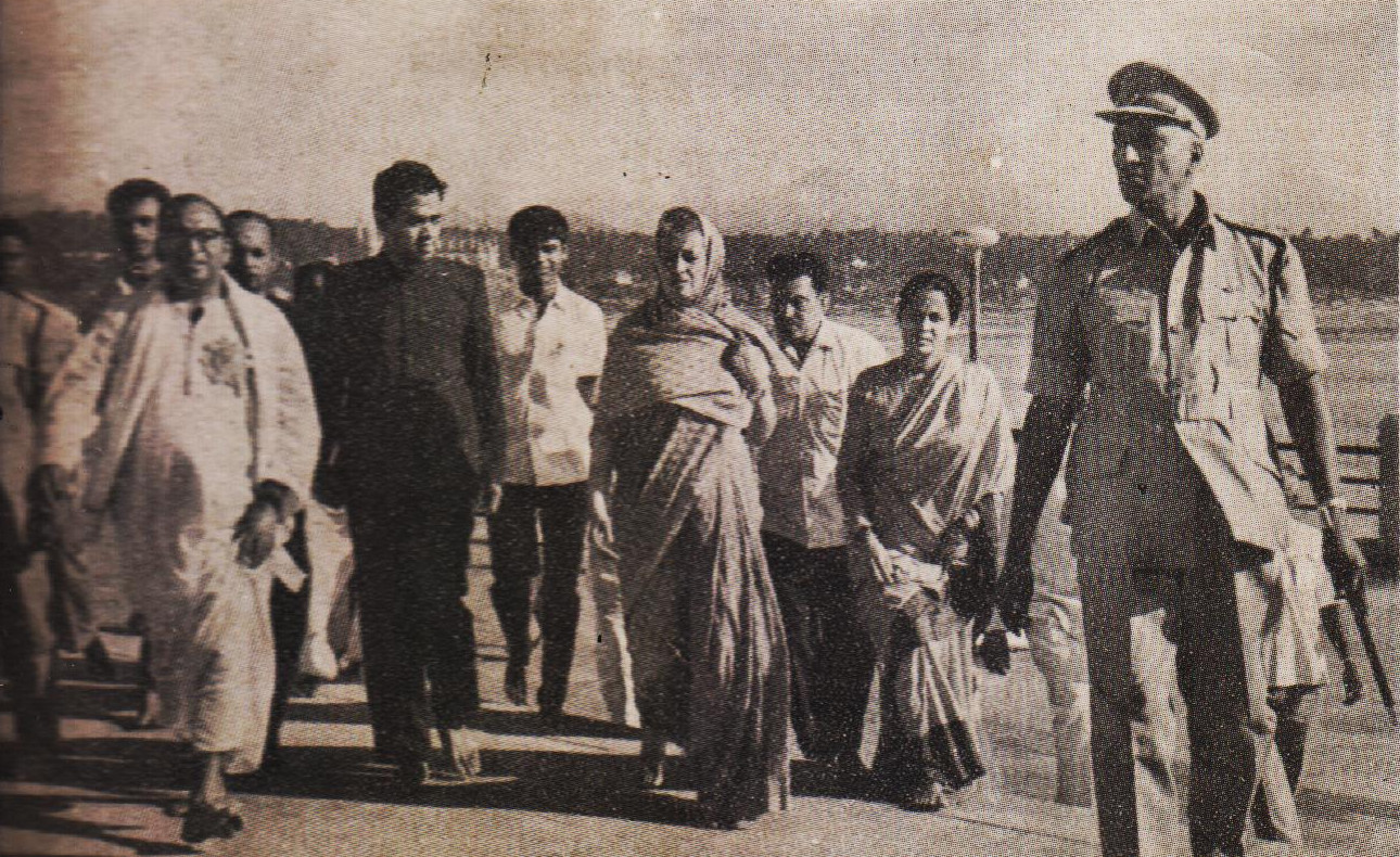 After vising the Shripada Mandapam, Smt. Indira Gandhi is proceeding to the Vivekananda Mandapam. 