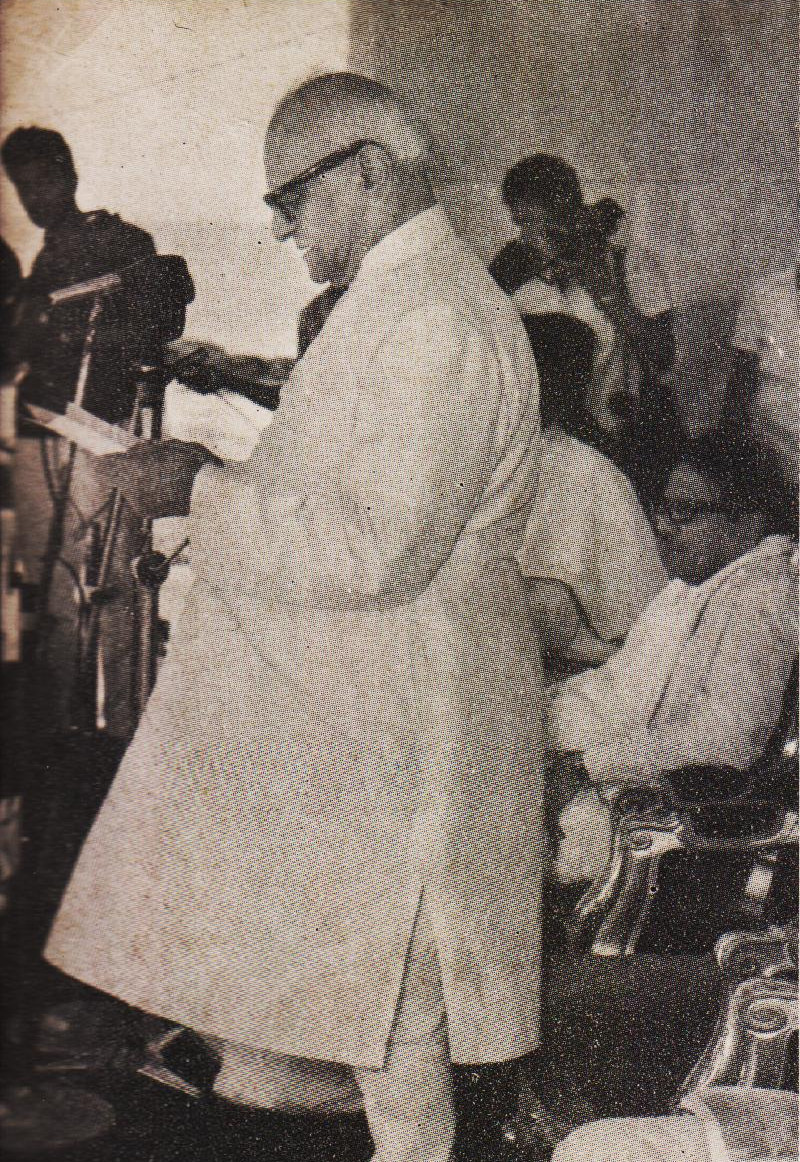 Shri V. V. Giri giving his Inaugural Address.